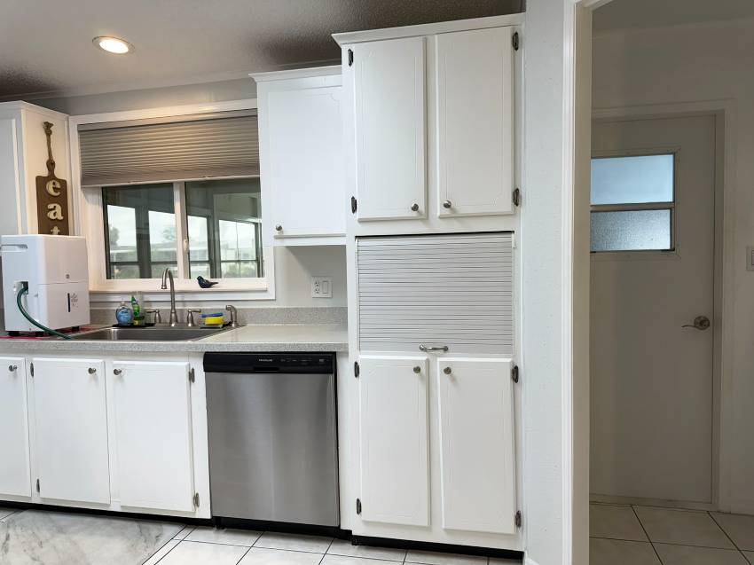 110 Jacaranda Terrace a Parrish, FL Mobile or Manufactured Home for Sale